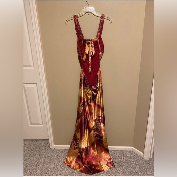 Faviana Couture -Lilies Floral Prom/Formal Open-back Beaded Bust Maxi Dress - Picture 2 of 14